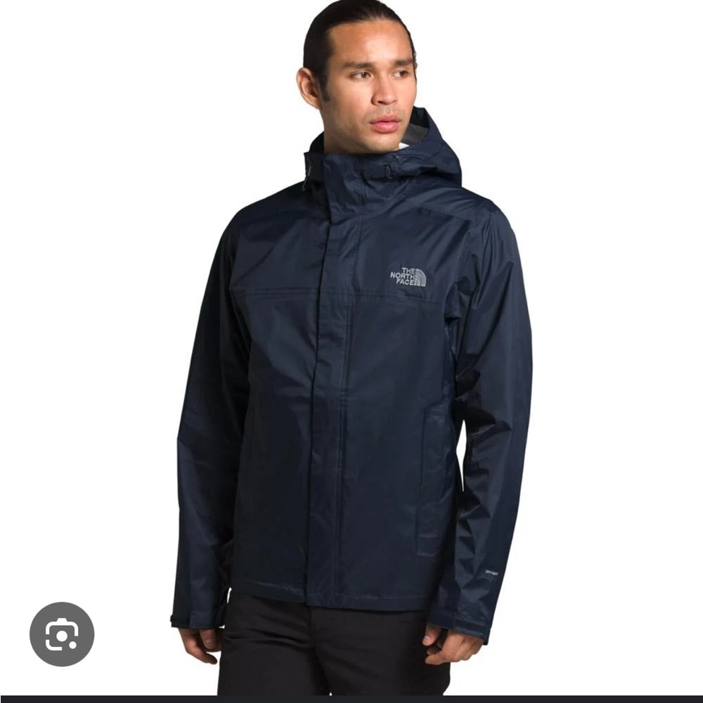 Navy men’s large north face rain jacket